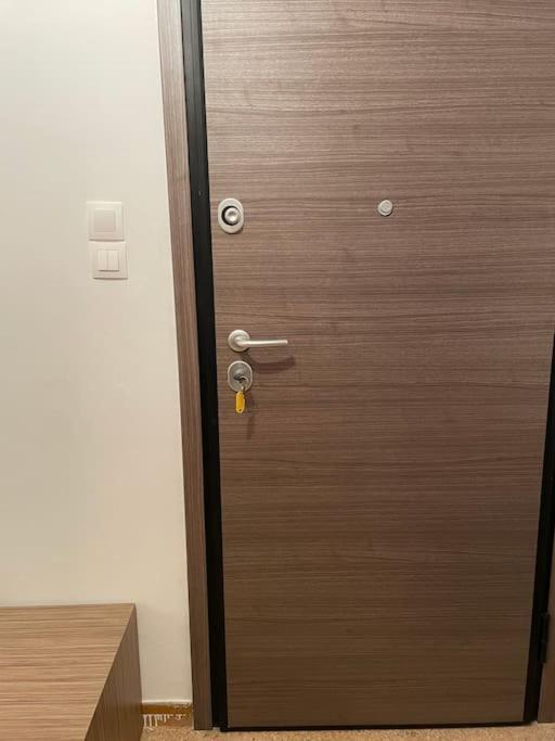 Lovely 1 Bedroom Apartment In アテネ エクステリア 写真